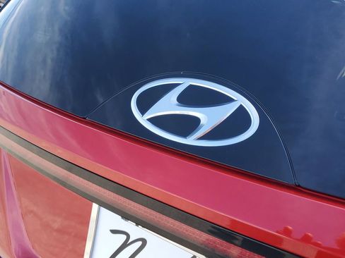 Used 2022 Hyundai Tucson SEL w/ Convenience Package AWD/4WD image 8