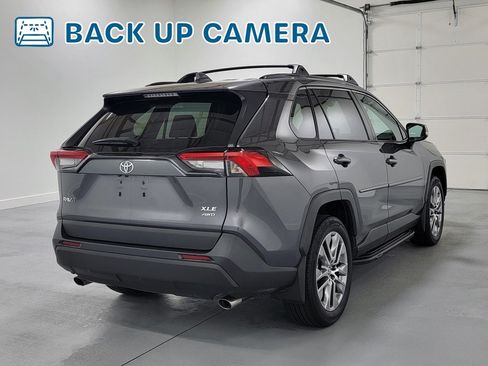 Used 2023 Toyota RAV4 XLE Premium AWD/4WD image 9