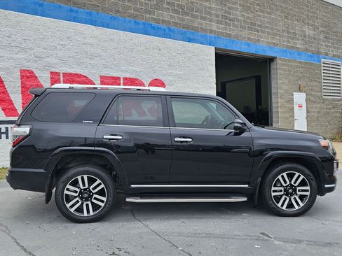 Used 2022 Toyota 4Runner Limited image 8