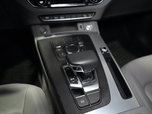 Used 2019 Audi Q5 2.0T Premium image 22