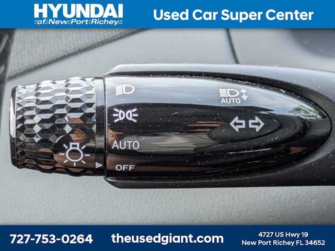 Certified 2024 Hyundai Tucson Limited AWD/4WD image 40