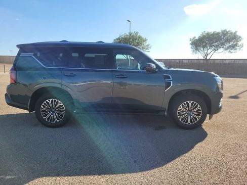 Certified 2026 Nissan Armada SL w/ Captain's Chari Seat Package AWD/4WD image 5