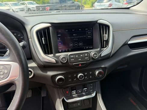 Used 2018 GMC Terrain SLE w/ Driver Convenience Package AWD/4WD image 21