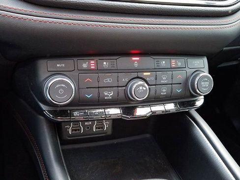 Certified 2023 Dodge Durango GT image 21