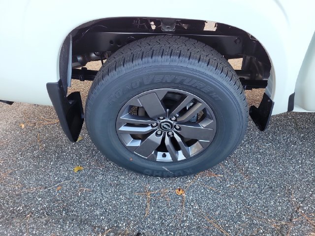 New 2027 Nissan Frontier SV RWD image 6