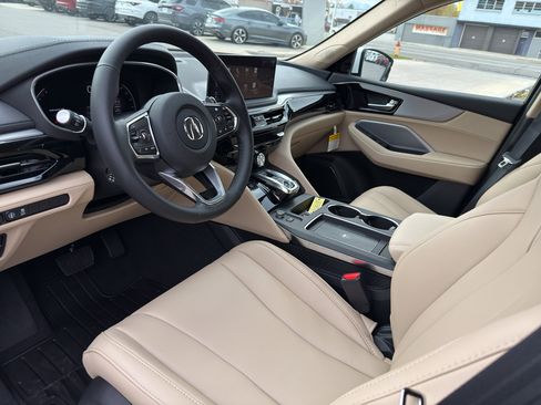 New 2026 Acura MDX SH-AWD image 13