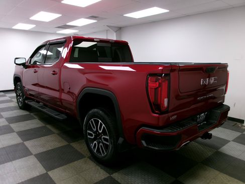 Used 2025 GMC Sierra 1500 AT4 w/ AT4 Preferred Package AWD/4WD image 2
