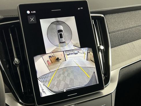 New 2026 Volvo XC90 B5 Ultra image 21