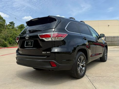 Used 2016 Toyota Highlander XLE w/ Protection Package #3 AWD/4WD image 6