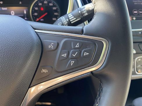 Used 2024 Chevrolet Equinox LT AWD/4WD image 19
