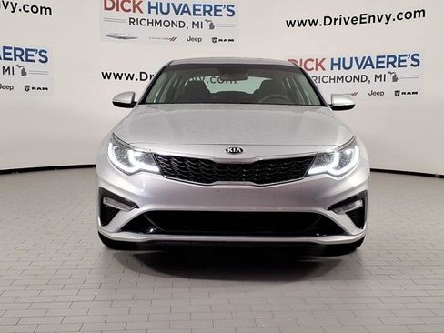 Used 2020 Kia Optima LX FWD image 2