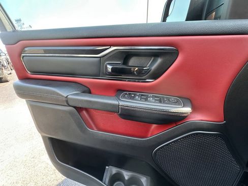 Used 2022 RAM 1500 TRX AWD/4WD image 28