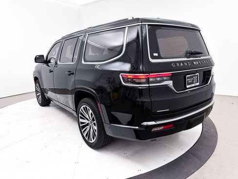 Used 2022 Jeep Grand Wagoneer Series III w/ Flexible Seating Group image 20