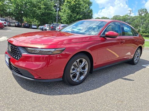 Certified 2024 Honda Accord EX image 3