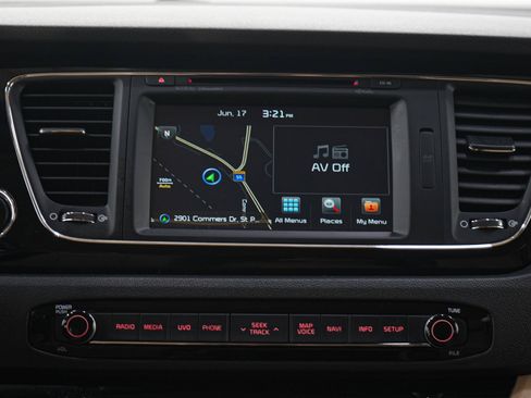 Used 2016 Kia Sedona SX FWD image 19