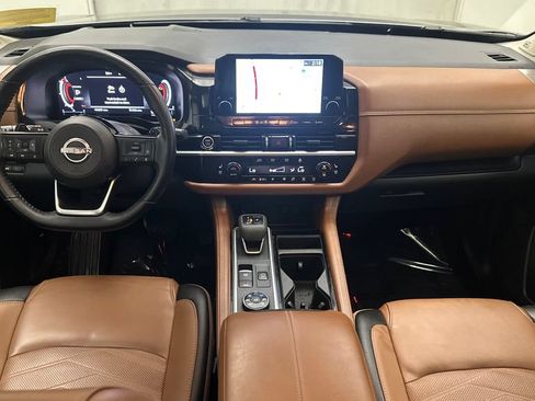 Used 2023 Nissan Pathfinder Platinum AWD/4WD image 24