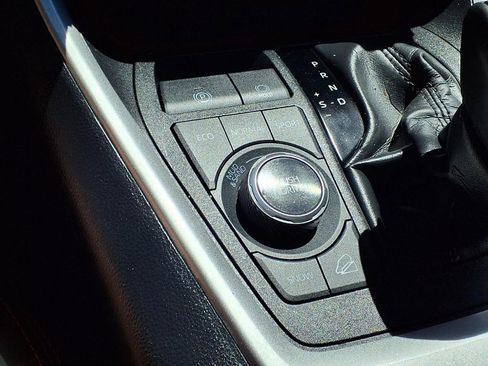 Used 2024 Toyota RAV4 Adventure image 15