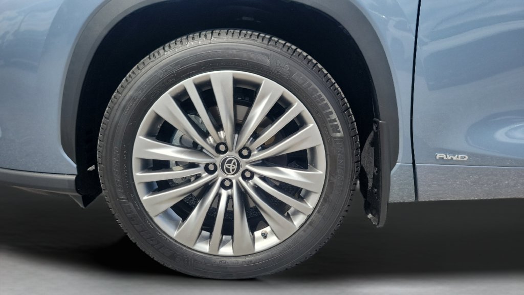 Certified 2022 Toyota Highlander Platinum AWD/4WD image 26