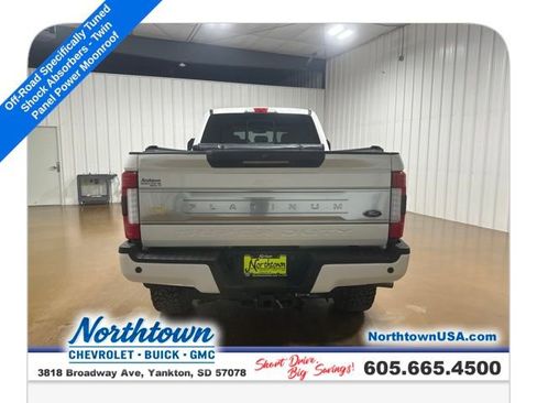 Used 2018 Ford F350 Platinum w/ Platinum Ultimate Package AWD/4WD image 4