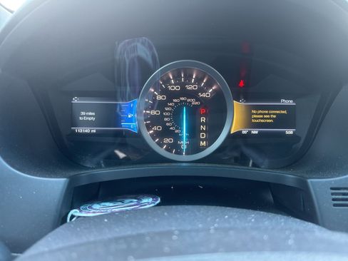 Used 2015 Ford Explorer XLT w/ Equipment Group 202A FWD image 6