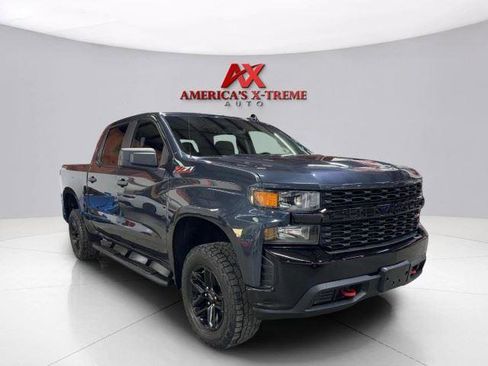 Used 2021 Chevrolet Silverado 1500 Custom Trail Boss w/ LPO, Dark Essentials Package AWD/4WD image 9