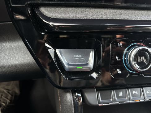 Certified 2024 GMC Sierra 2500 AT4 w/ AT4 Premium Plus Package image 17