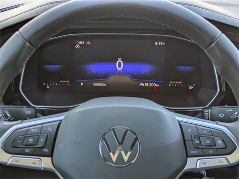 Used 2024 Volkswagen Jetta Sport image 25