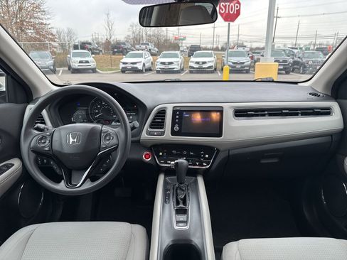 Used 2022 Honda HR-V EX image 20