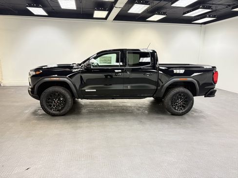 New 2026 GMC Canyon Elevation image 2