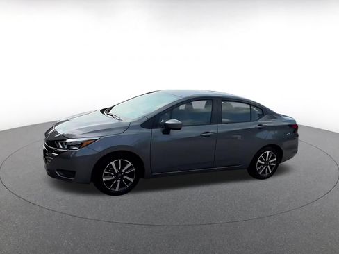 Used 2025 Nissan Versa SV FWD image 8