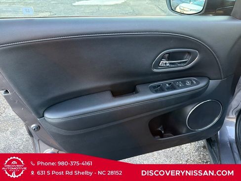 Used 2018 Honda HR-V EX-L image 9