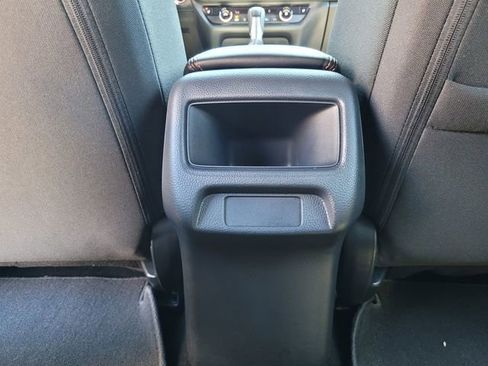 Used 2025 Honda HR-V Sport image 15