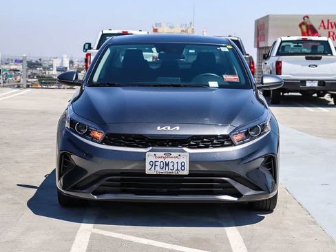 Used 2023 Kia Forte LXS FWD image 2
