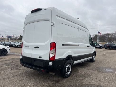 Certified 2023 Ford Transit 250 148 High Roof image 4