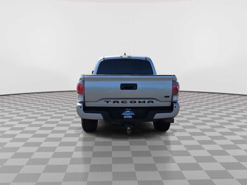 Used 2023 Toyota Tacoma TRD Off-Road w/ Advanced Technology Package AWD/4WD image 7
