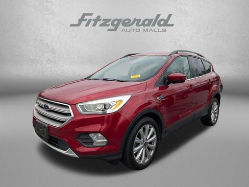 Used 2019 Ford Escape SEL image 3