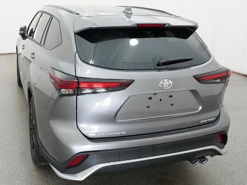 New 2026 Toyota Highlander XSE AWD/4WD image 21