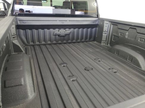 New 2026 Chevrolet Silverado 2500 ZR2 AWD/4WD image 38