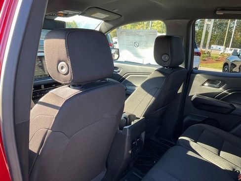 New 2026 GMC Canyon Elevation w/ Convenience Package image 13