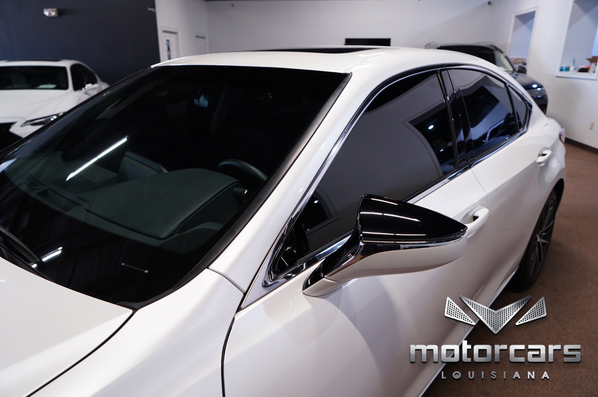 Used 2024 Lexus ES 350 w/ Premium Package FWD image 12