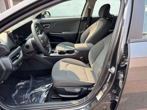 Used 2025 Kia K4 FWD image 27