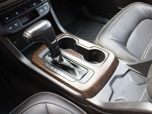 Used 2018 GMC Canyon Denali image 23