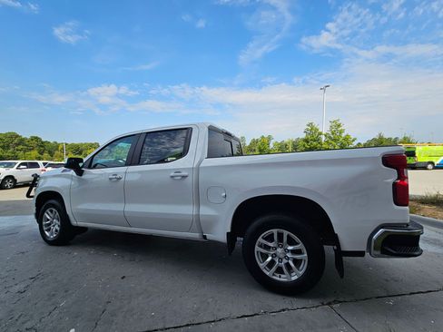 Used 2021 Chevrolet Silverado 1500 LT w/ Z71 Off-Road Package AWD/4WD image 5