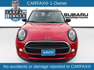 Used 2019 MINI Cooper 4-Door Hardtop w/ Signature Upholstery Package video 2