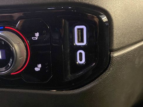 Used 2023 Chevrolet Silverado 1500 LT image 22