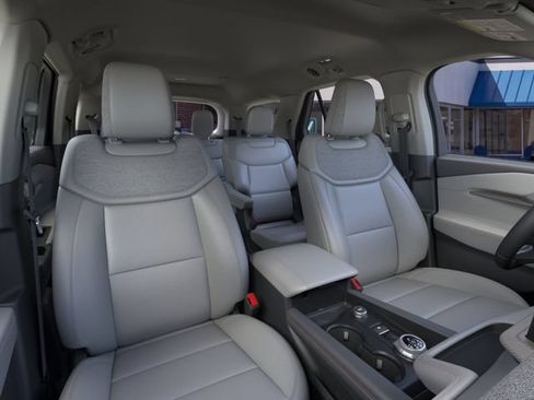New 2026 Ford Explorer Active w/ Active Comfort Package RWD image 10