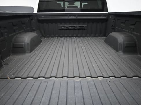 Used 2024 Chevrolet Silverado 1500 ZR2 AWD/4WD image 36