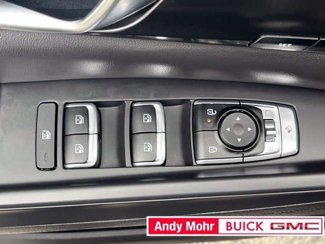 Used 2025 Kia Carnival SX w/ SX Dark Edition Package FWD image 31