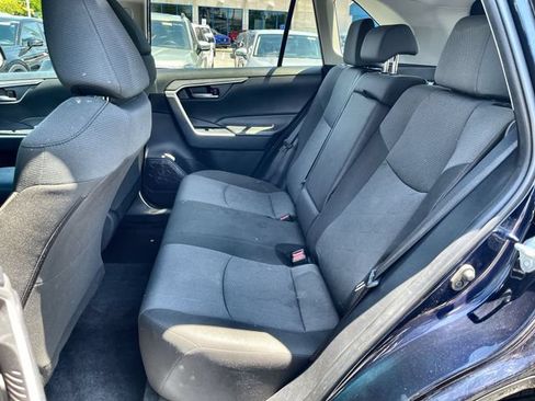 Used 2025 Toyota RAV4 XLE FWD image 25