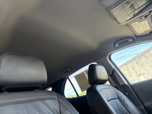 Used 2019 Chevrolet Equinox Premier AWD/4WD image 17